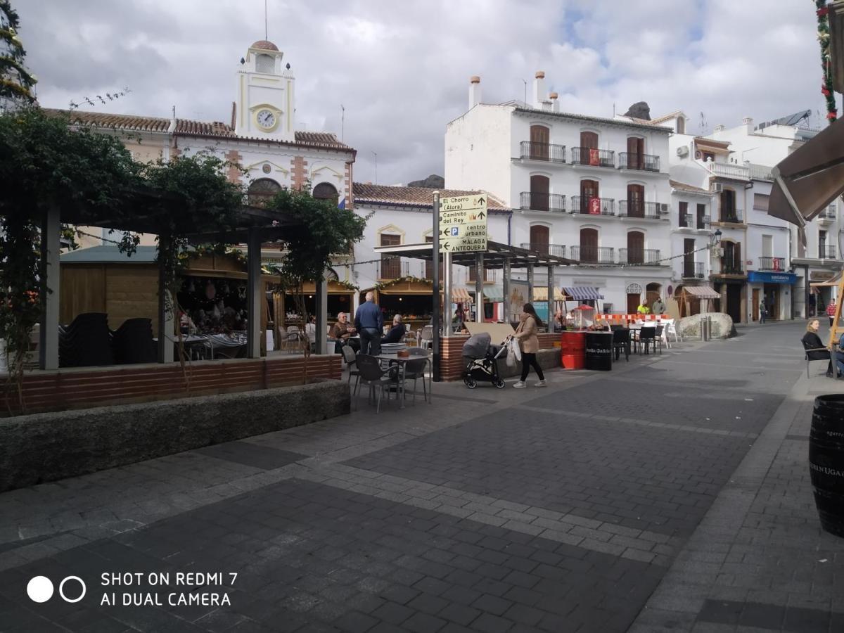 Alojamiento Alora Castillo Arabe Y Museo Экстерьер фото